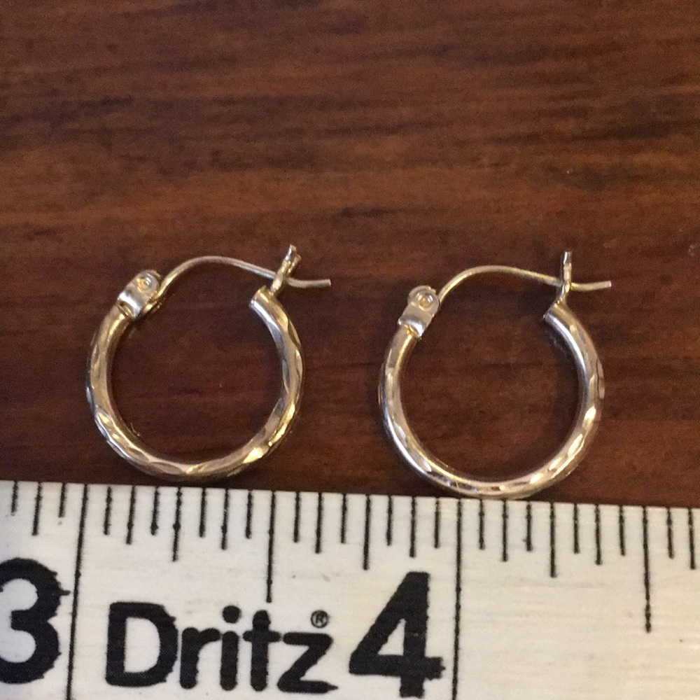 1/2” gold hoops